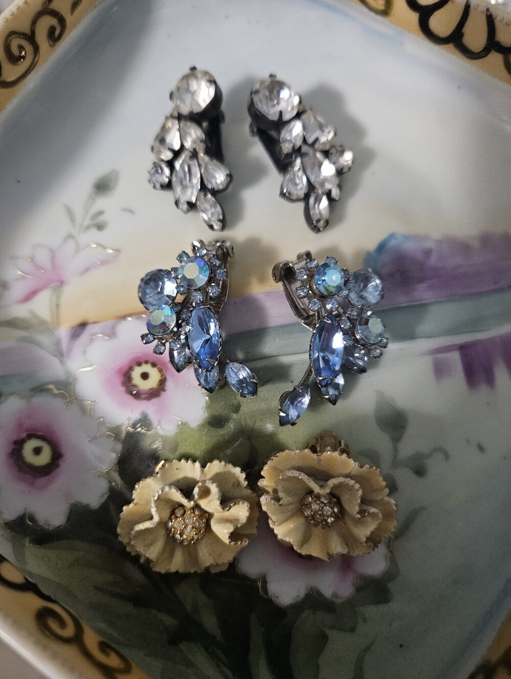 3 Pair Of Vintage Cluster Clip-On Earrings -